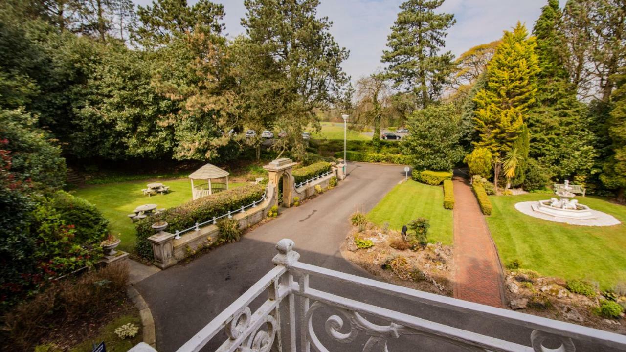Astley Bank Hotel Darwen Exteriér fotografie